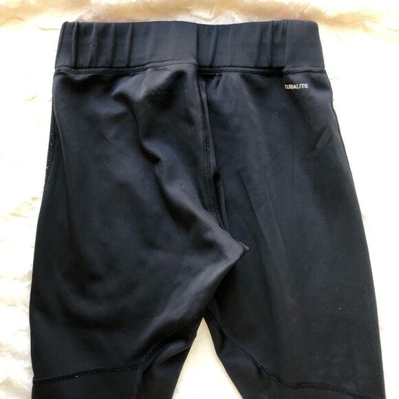 Adidas ClimaLite Capri Legging - Women’s M - Picture 4 of 6